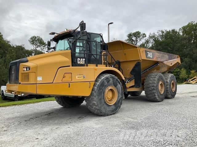 CAT 745 Tombereau articulé