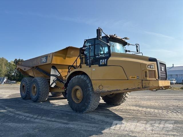 CAT 745 Tombereau articulé