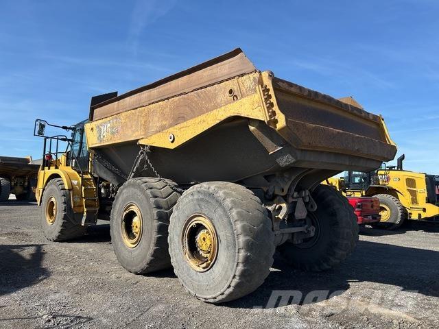 CAT 745 Tombereau articulé