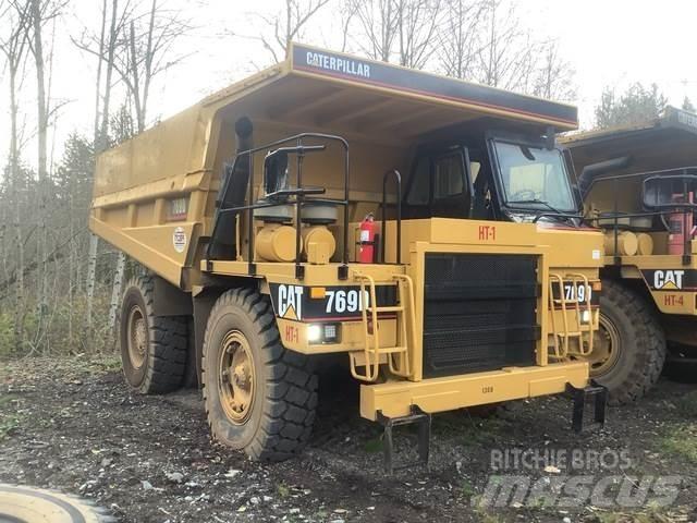 CAT 769D Tombereau articulé
