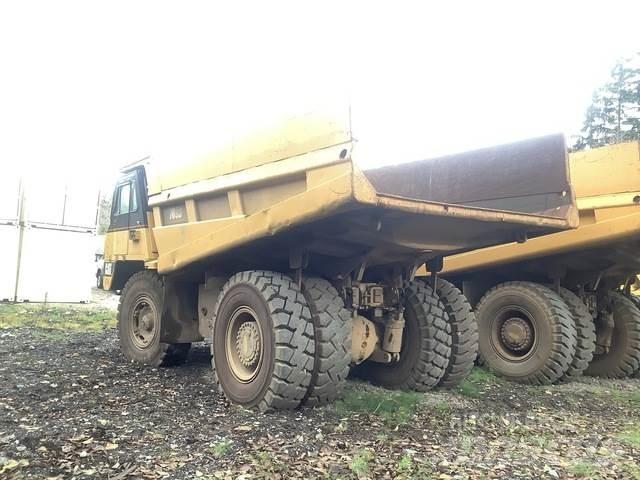 CAT 769D Tombereau articulé