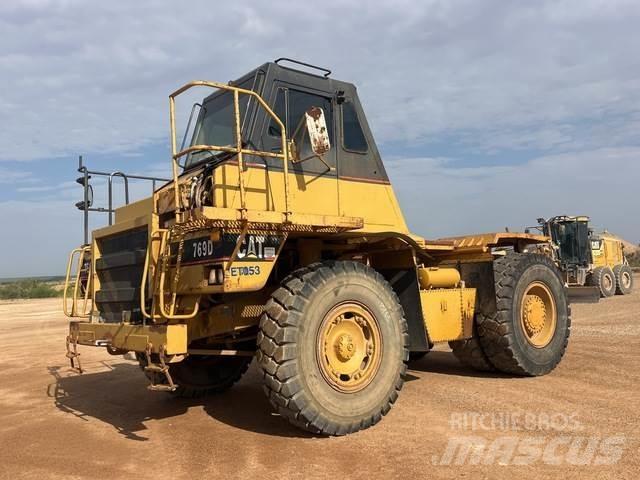 CAT 769D Tombereau articulé