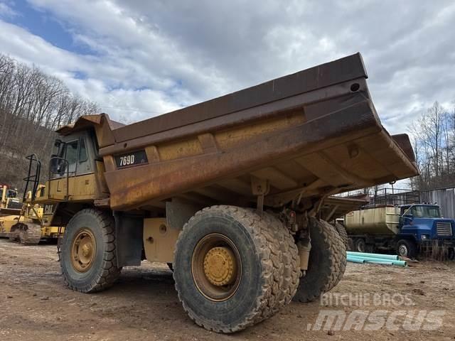 CAT 769D Tombereau articulé