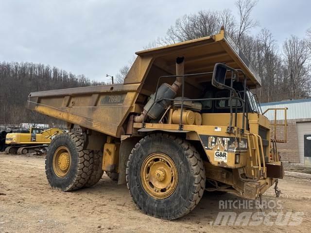 CAT 769D Tombereau articulé
