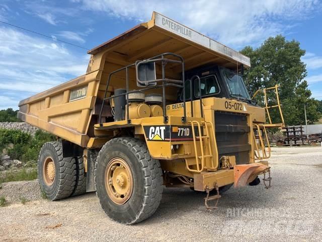 CAT 771D Tombereau articulé
