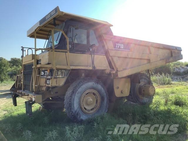 CAT 771D Tombereau articulé