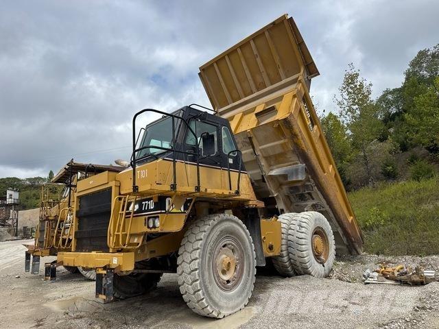 CAT 771D Tombereau articulé