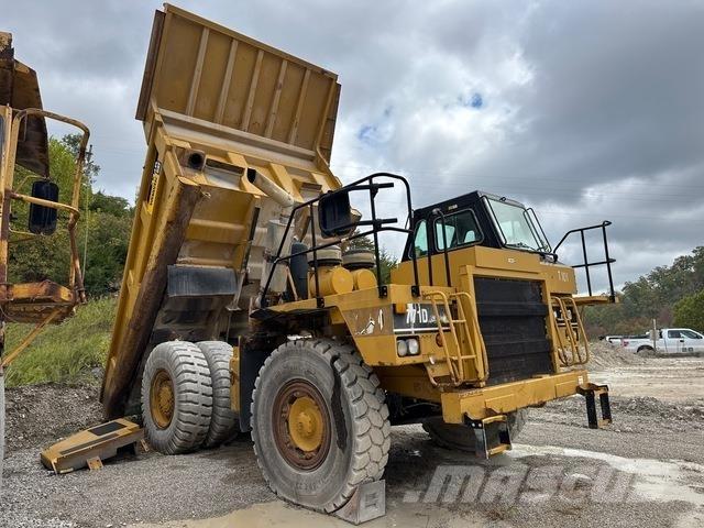 CAT 771D Tombereau articulé
