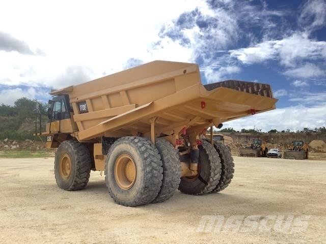 CAT 773E Tombereau articulé