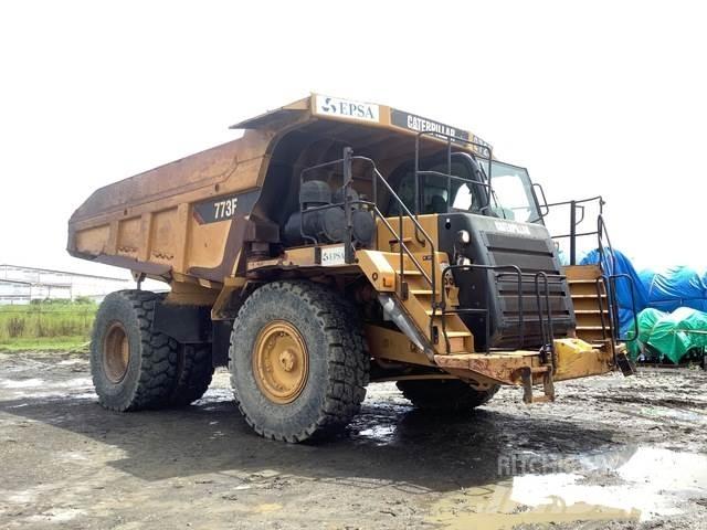 CAT 773F Tombereau articulé