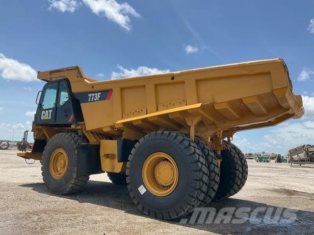 CAT 773F Tombereau articulé