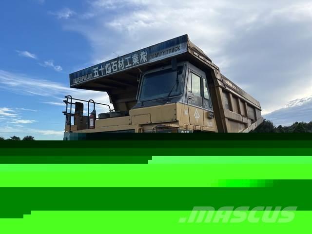 CAT 775D Tombereau articulé