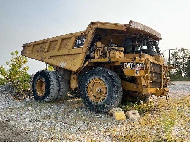 CAT 775D Tombereau articulé