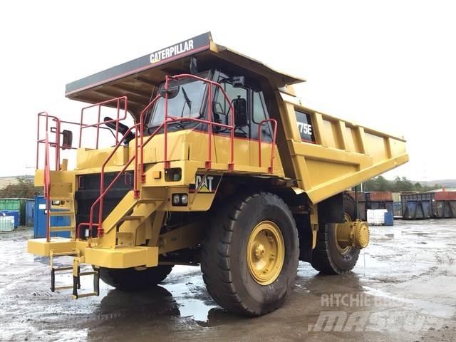 CAT 775E Tombereau articulé