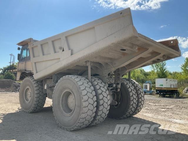CAT 775E Tombereau articulé