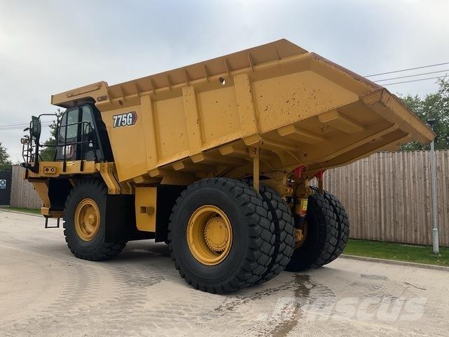 CAT 775G Tombereau articulé