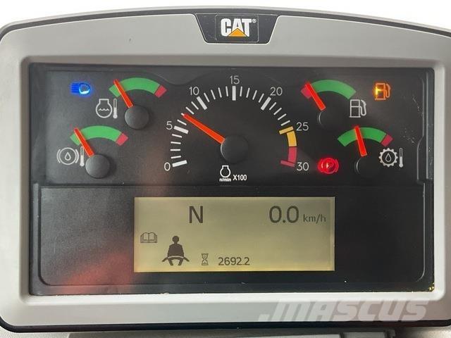 CAT 775G Tombereau articulé