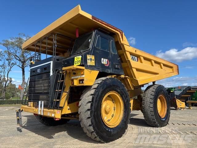 CAT 777 Tombereau articulé