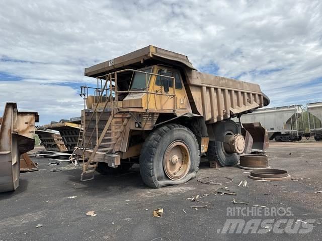 CAT 777B Tombereau articulé