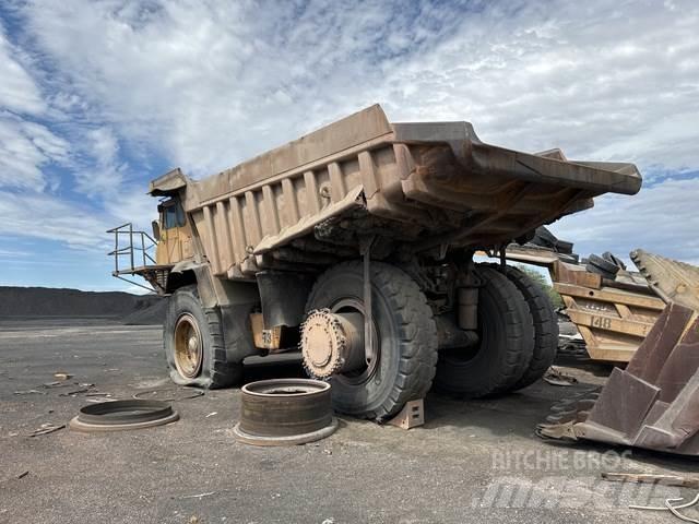 CAT 777B Tombereau articulé