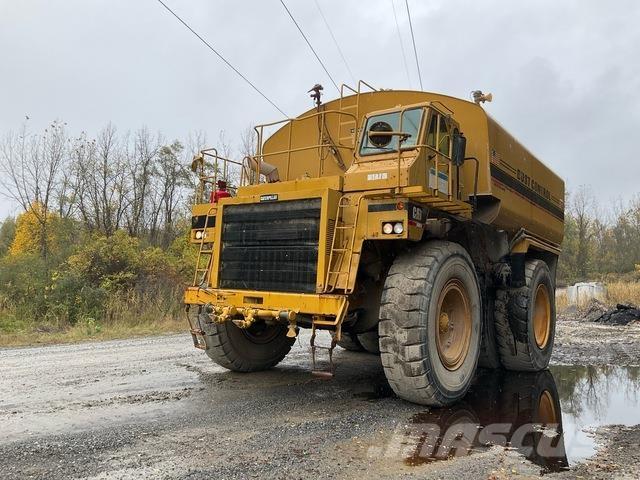 CAT 777B Camion citerne à eau