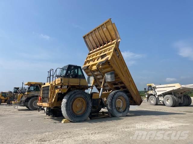 CAT 777D Tombereau articulé