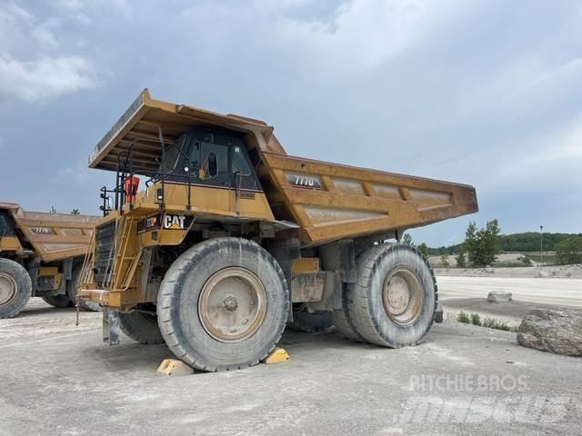 CAT 777D Tombereau articulé