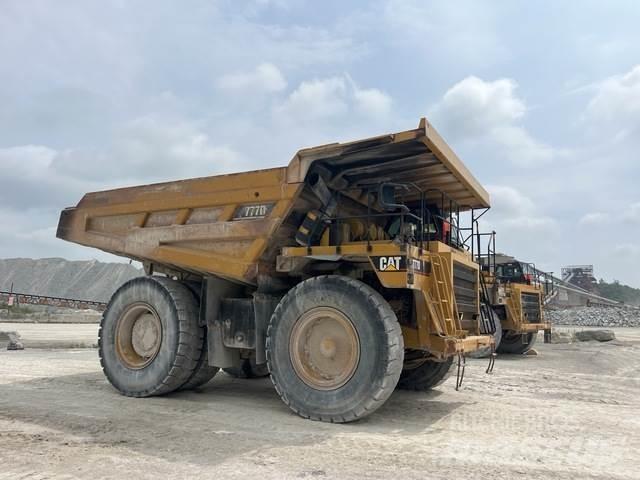 CAT 777D Tombereau articulé