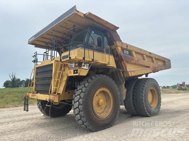 CAT 777D Tombereau articulé