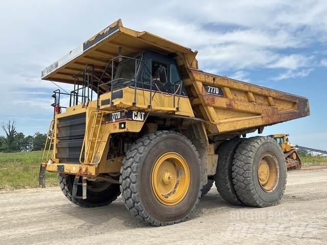 CAT 777D Tombereau articulé