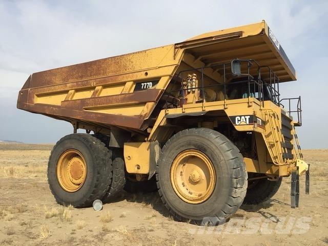 CAT 777D Tombereau articulé