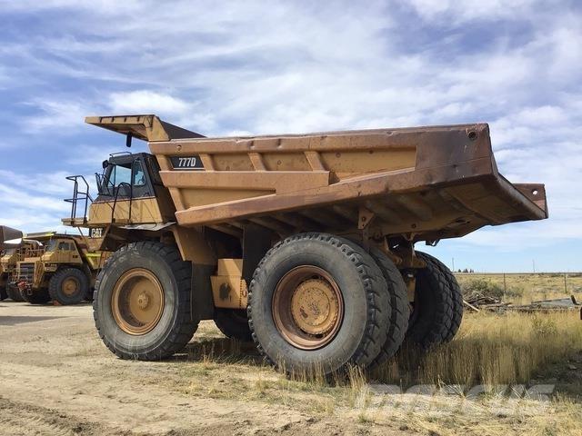 CAT 777D Tombereau articulé