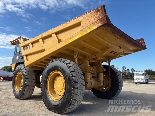 CAT 777E Tombereau articulé