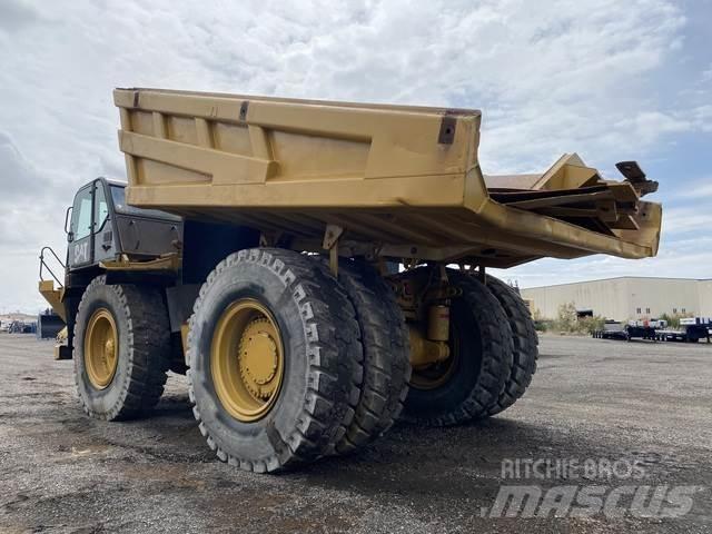 CAT 777F Tombereau articulé