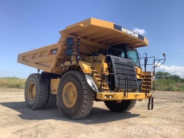 CAT 777F Tombereau articulé