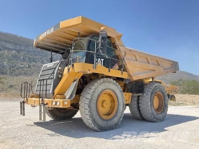 CAT 777F Tombereau articulé
