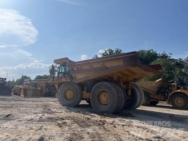 CAT 777G Tombereau articulé