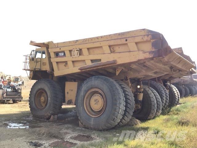 CAT 785B Tombereau articulé