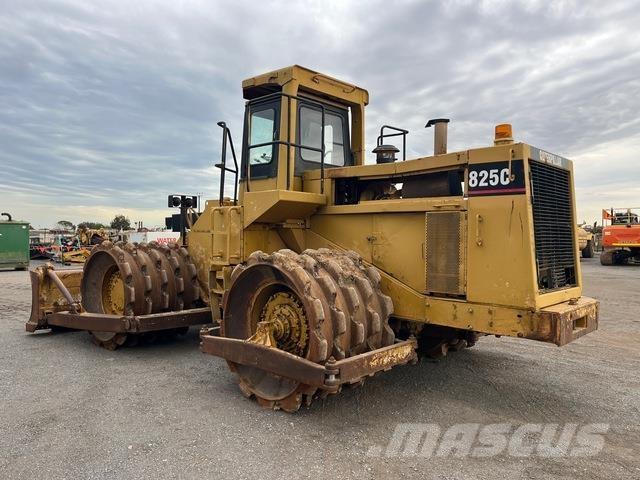 CAT 825C Compacteur de sol