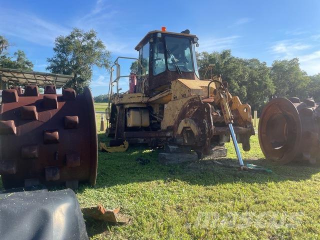 CAT 826G Compacteur de sol