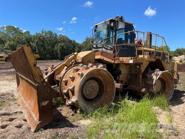 CAT 826H Compacteur de sol