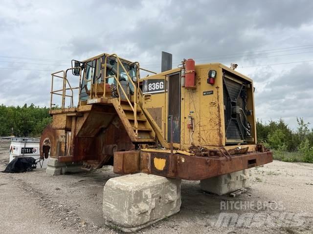 CAT 836G Compacteur de sol
