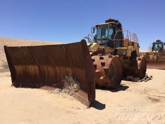 CAT 836G Compacteur de sol