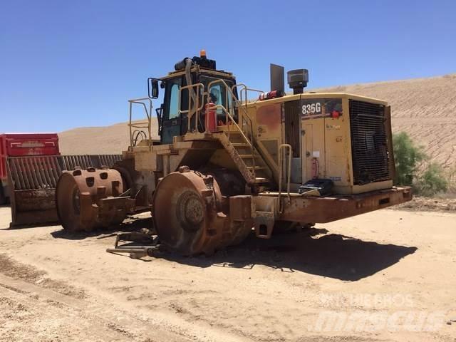CAT 836G Compacteur de sol