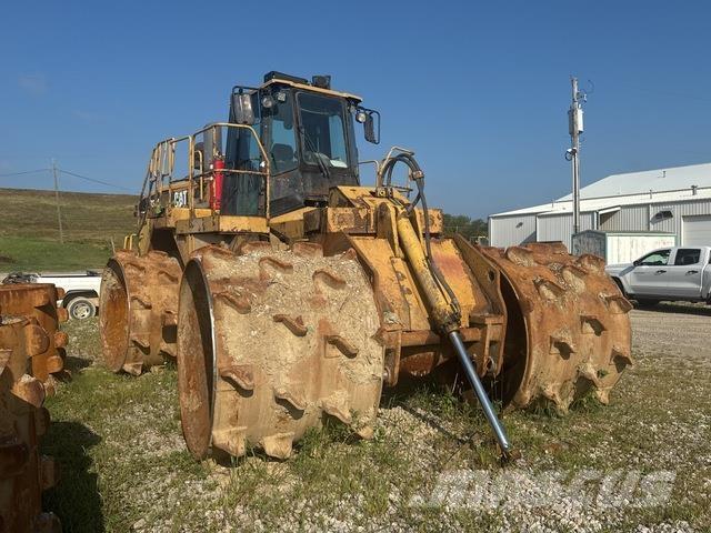 CAT 836G Compacteur de sol