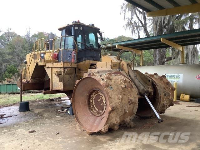 CAT 836H Compacteur de sol