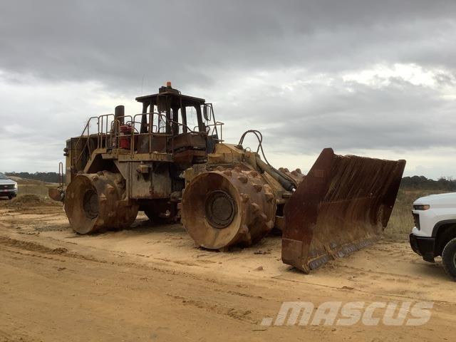 CAT 836H Compacteur de sol
