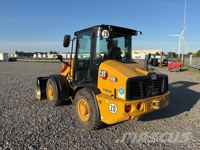 CAT 906 Chargeuse sur pneus