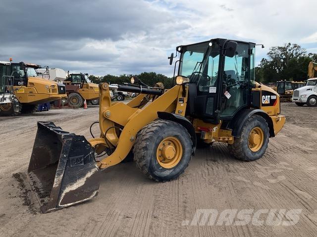 CAT 906M Chargeuse sur pneus