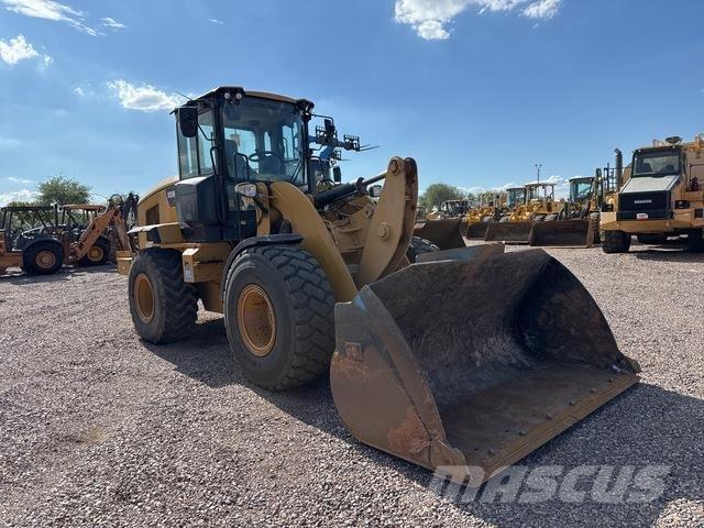 CAT 926M Chargeuse sur pneus